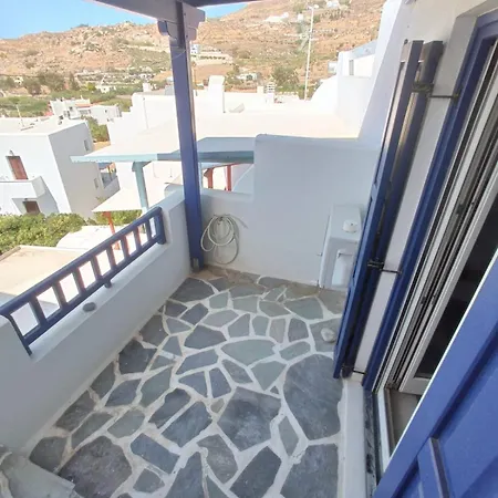 Julia's Maisonnette Naxos City